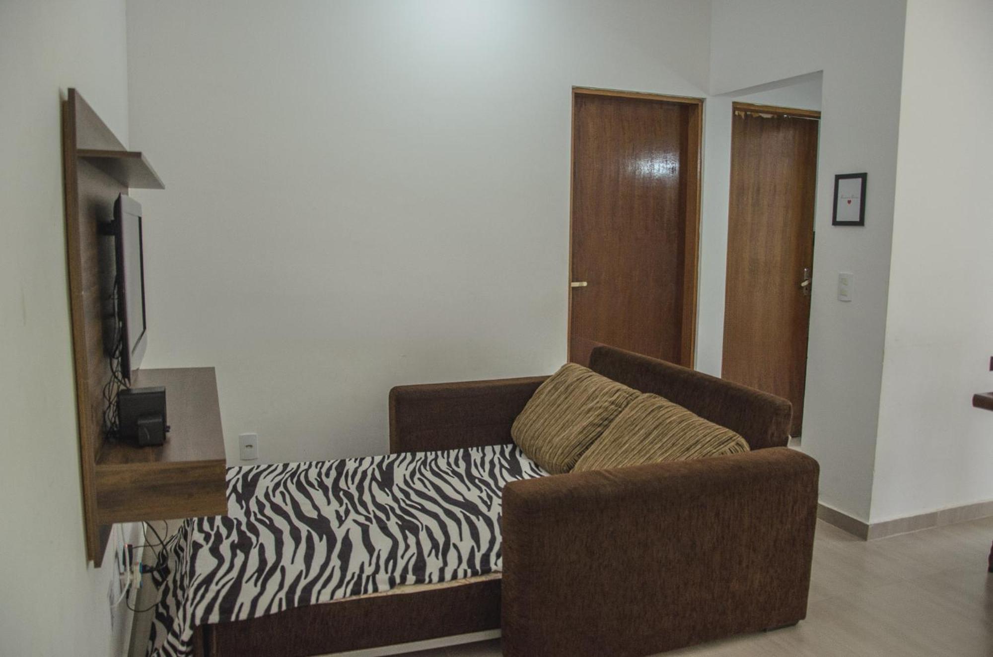 Apartment Ap Terreo Prox A Praia, Com Churrasqueira Na Sacada, Ar Condicionado