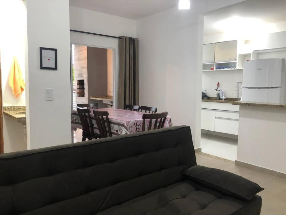Apartment Ap Terreo Prox A Praia, Com Churrasqueira Na Sacada, Ar Condicionado Ubatuba